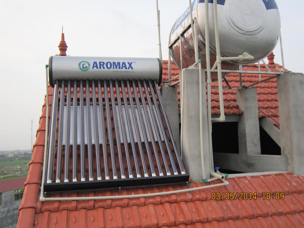 Máy nước nóng năng lượng dạng ống 180 lít